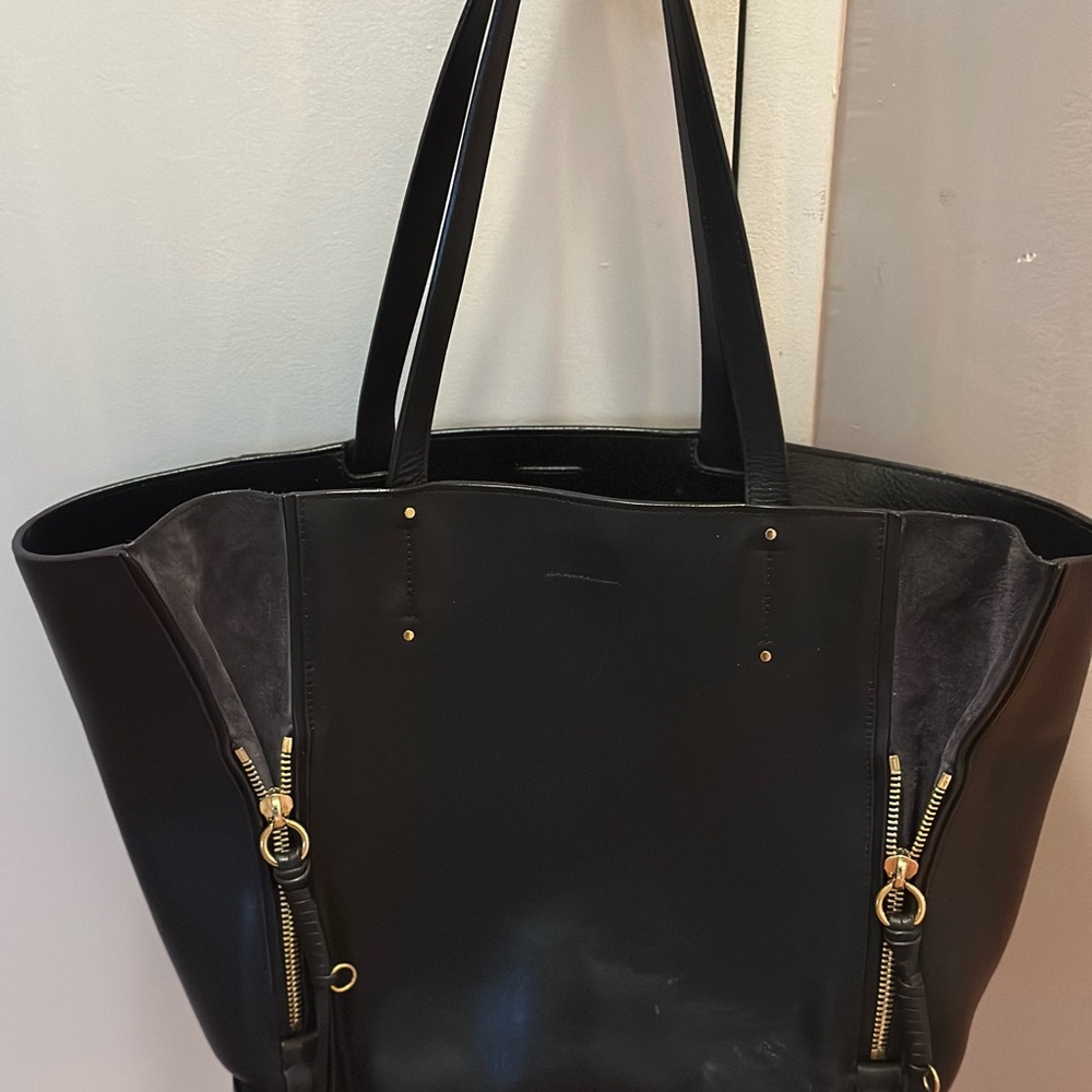 Chloe Dark Navy and Gold Structured Tote
